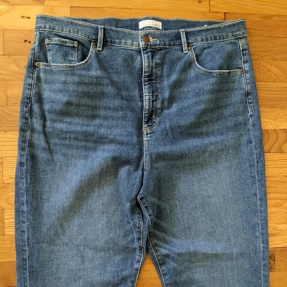 NWT LOFT Slim Fit Flare Jeans - Picture 6 of 7